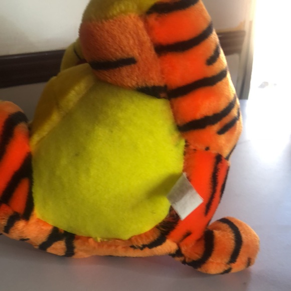Baby VTG stuffed tigger 1980s - Picture 7 of 9